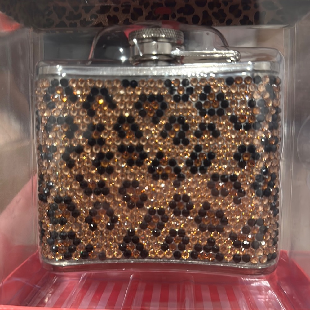 Betsey Johnson Leopard Rhinestone Flask - Picture 4 of 4